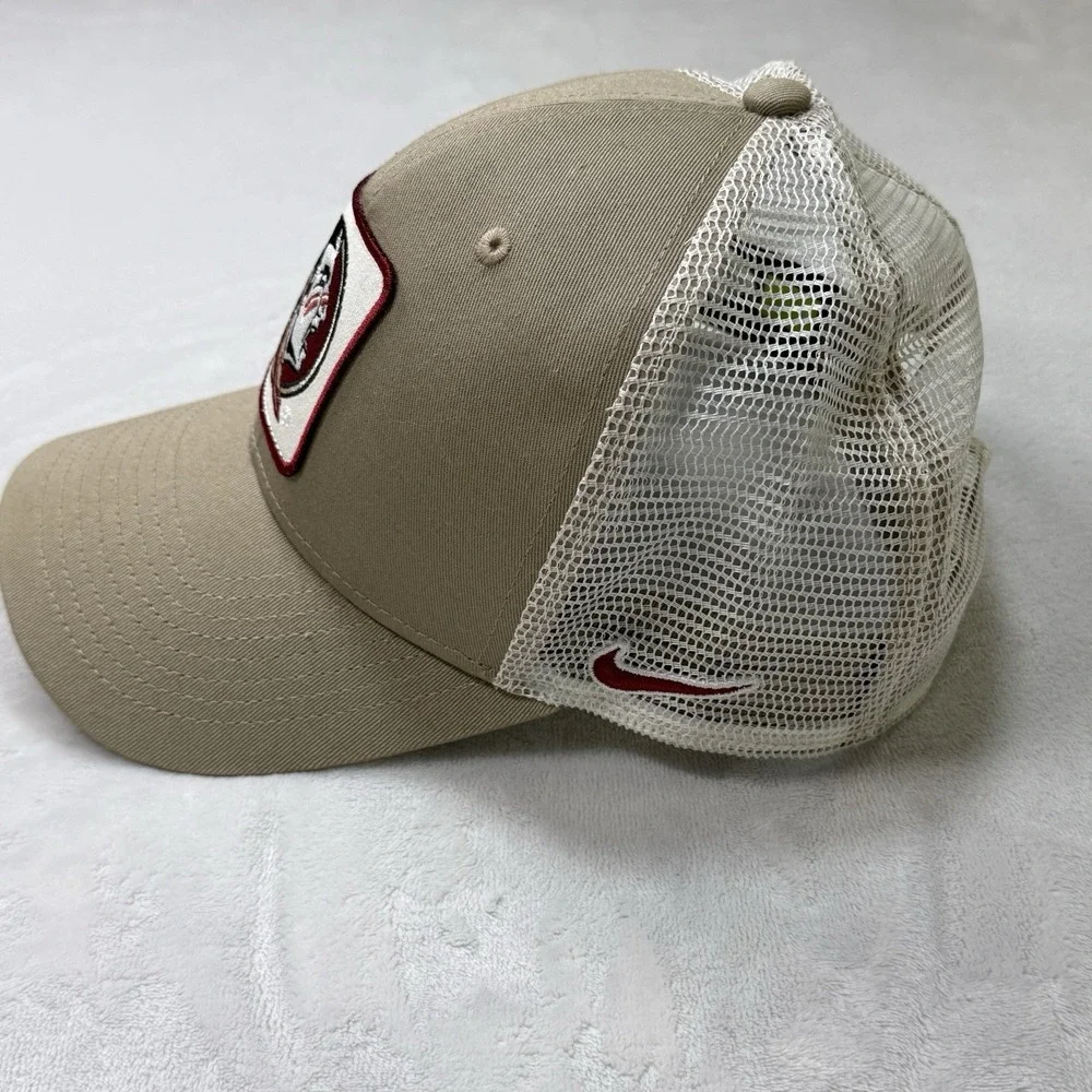 Nike Florida State Seminoles Mesh Trucker Hat Patch Tan White NCAA‎ Licensed